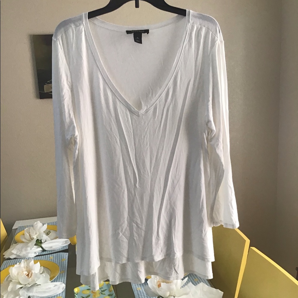 WHBM 3/4 Sleeve High/Low V Neck Tee
